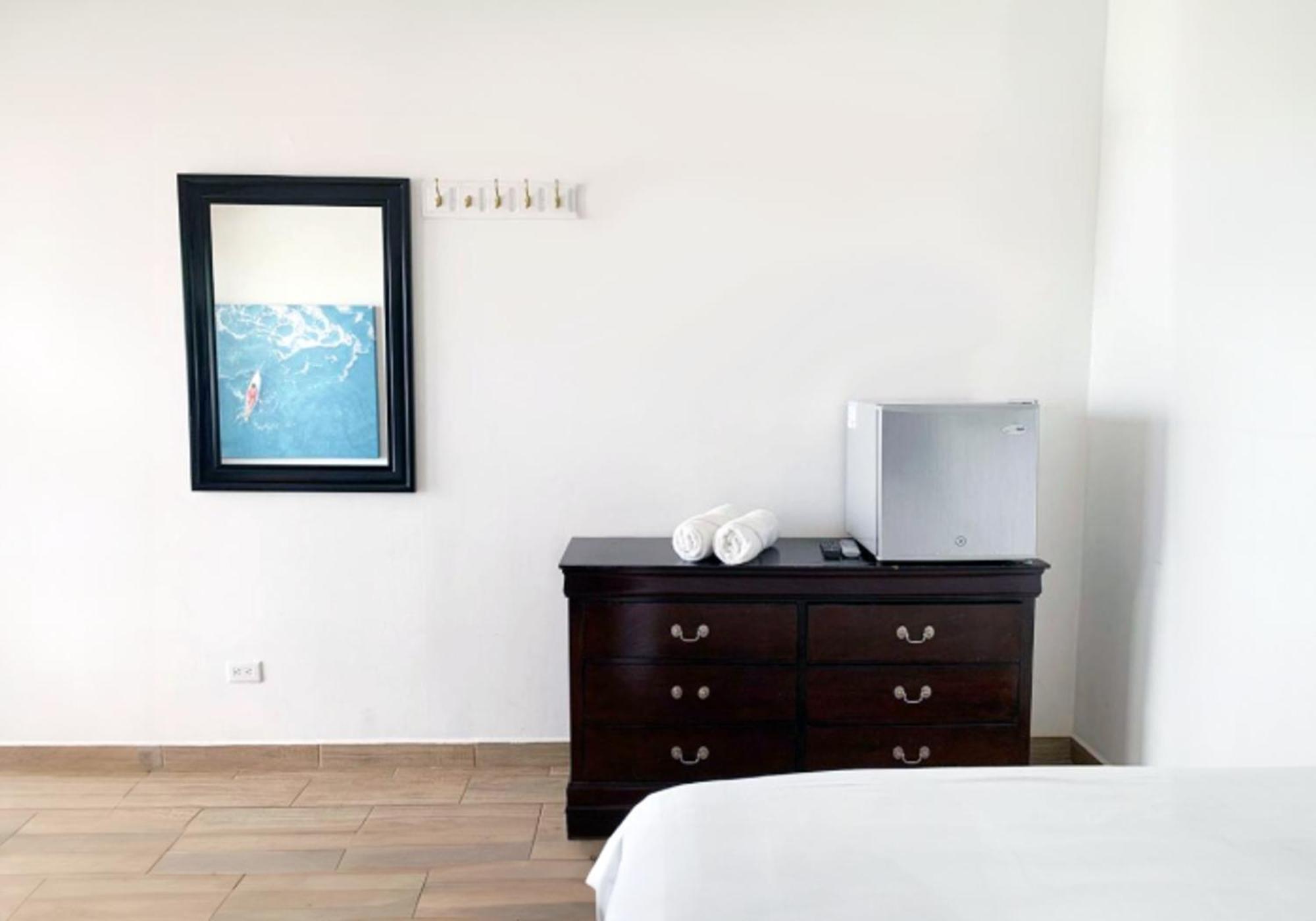 Surf Ranch Tamarindo Hotel Exterior photo